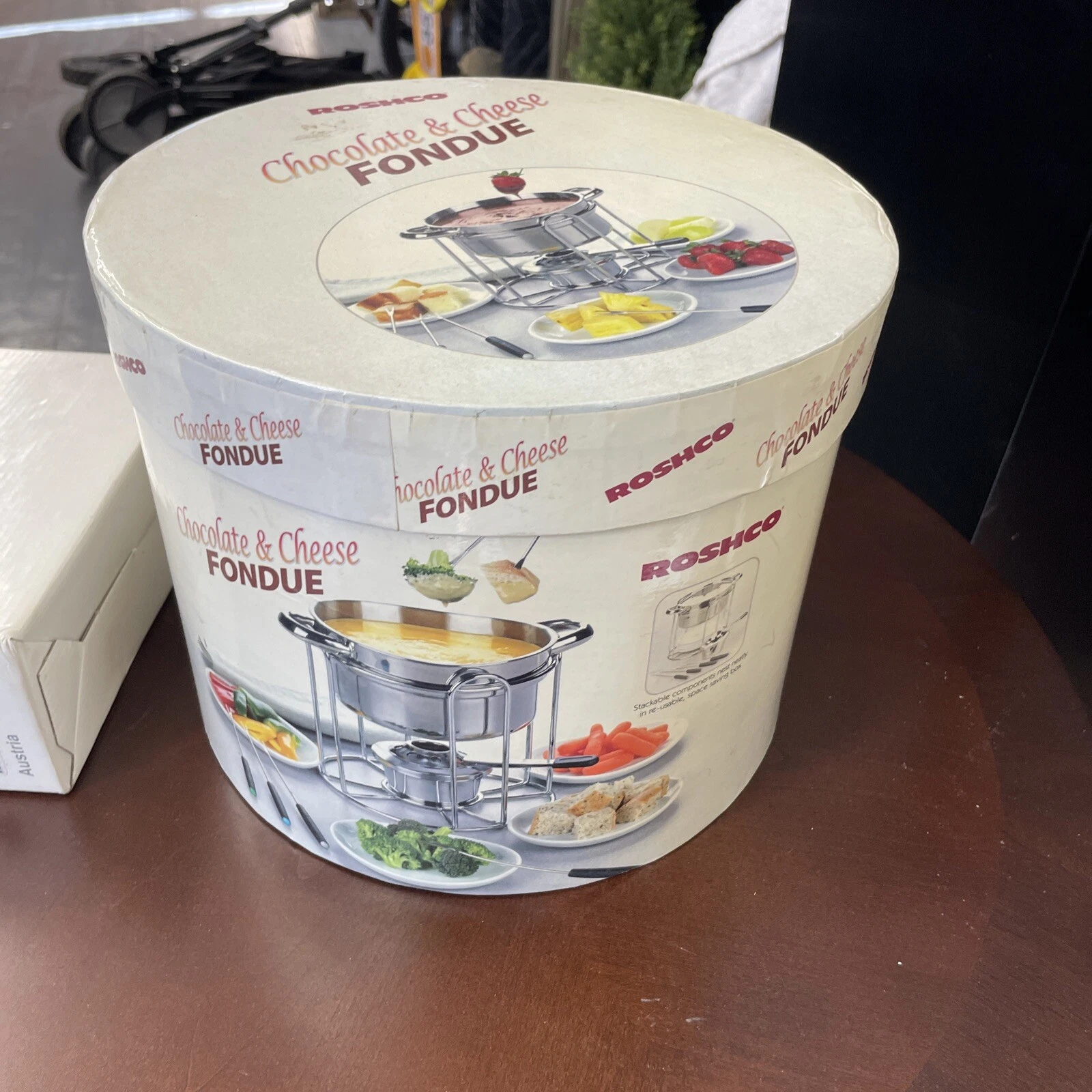 ROSHCO CHOCOLATE &CHEESE FONDUE