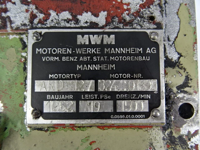 Schaulochdeckel Seitendeckel für MWM AKD 412 Z Motor vom Traktor - Bild 2 von 4