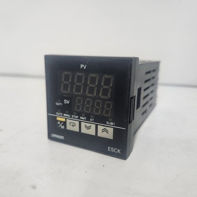 Omron E5CK-AA1-500 Digital Process Controller