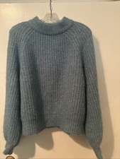 Universal Thread Blue Women's Pull Over Sweater Size L