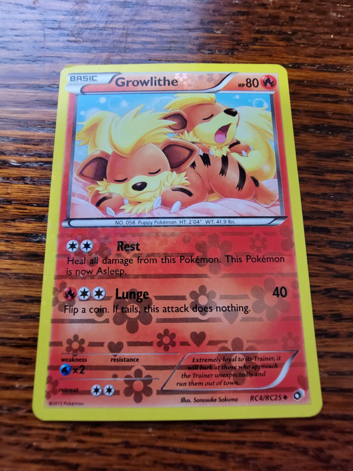 MP Growlithe RC4/RC25 Legendary Treasures: Radiant Collection Holo