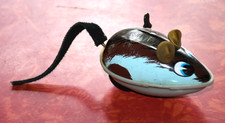 Vintage Tin Litho Wind Up Mouse w/ Spinning Leather Tail