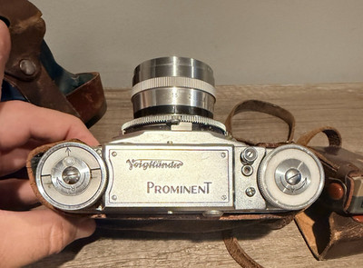 Voigtlander Prominent Kit Nokton 50mm f/1.5  Case, Meter, Boxes Hood, 41  Tripod