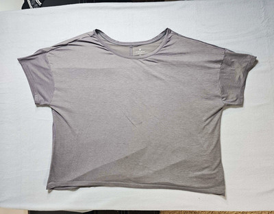 Athleta Women's Plus 2X Gray Activewear T-Shirt Stretch Relaxed Fit Round Neck