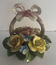 Cesto di fiori in porcellana stile Capodimonte fatto a mano, vintage Italia
