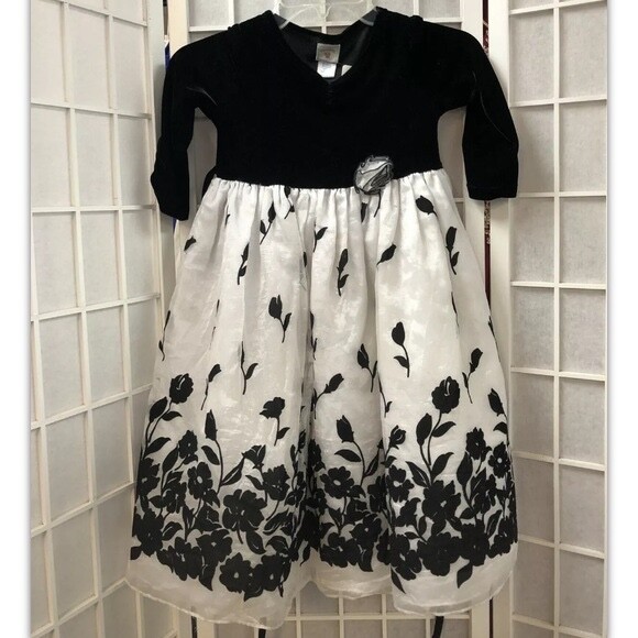 Marmellata, Girl, Formal Dress,Bblack/white,Sz 5,Black embroidery,Long  Sleeves.! | eBay