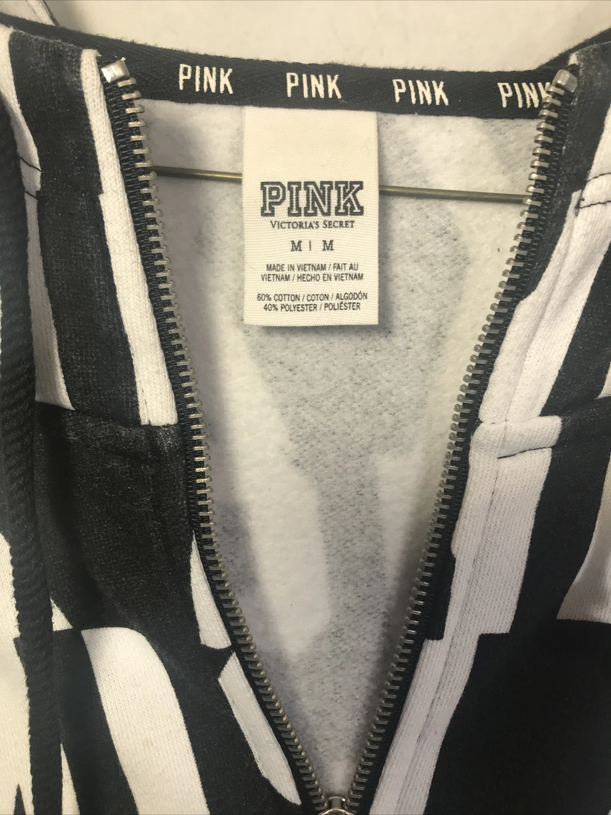 UNDERCOVER VICTORIA’S SECRET PINK PERFECT FULL ZIP HOODIE WHITE BLACK LOGO RARE SZ Medium