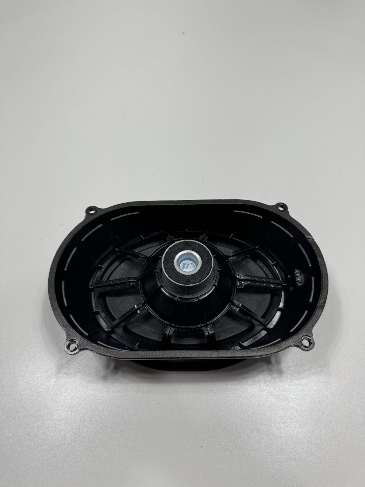 ✅14-17 Maserati Ghibli Quattroporte Rear Subwoofer Sub Woofer Speaker 670005164