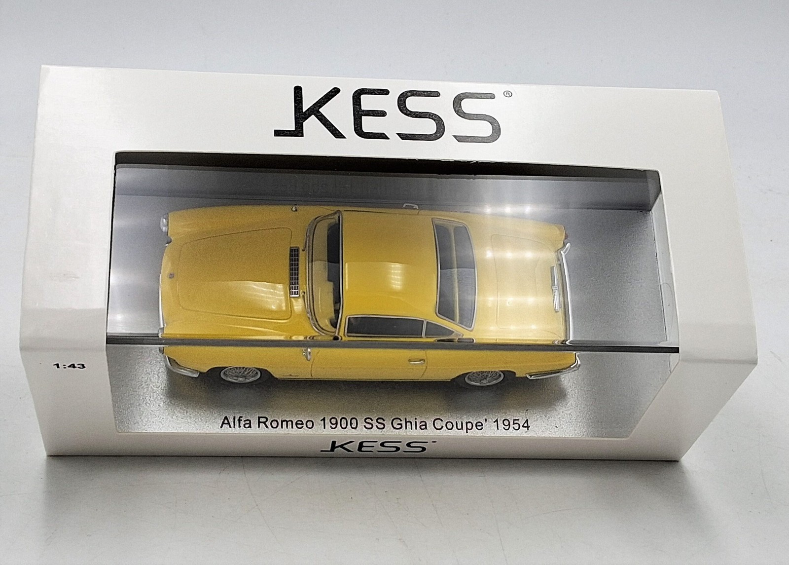 Alfa Romeo 1900 SS Ghia Coupe 1954 jaune, voiture miniature Kess KE43000211 1/43