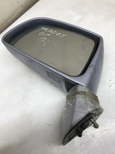 Retroviseur gauche (ou coque) Hyundai TRAJET