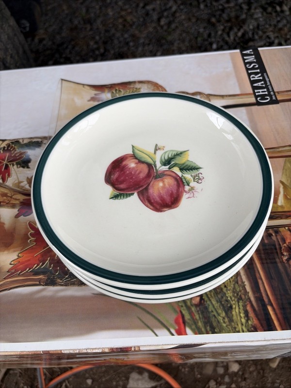 Vintage Casuals by China Pearl APPLE Plate 6.5” ~ Set of 4~!!