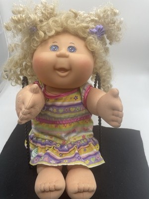 Cabbage, patch, doll Blonde Teeth Blue Eyes soft body original outfit 1982