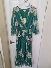 Yumi Green Bird and Floral Print Midi Wrap Dress