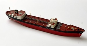 Vintage 1960s Texaco Tanker Battery Powered Boat w/ Box & Booklet