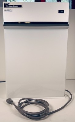 Wolf X-Ray Light Box Viewer 16 x13.5 in Made In USA Tested Trimline Basic