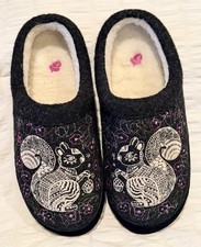 Acorn Women  s Wool Embroidered SQUIRREL Slippers Women Size 9.5- 10.5