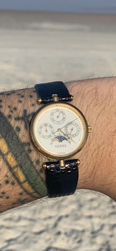 Reloj Gucci 2000M Triple Calendario Fase Lunar Vintage