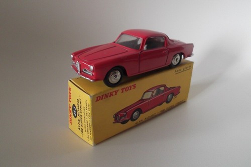 Dinky - Dinky Toys / Atlas - ALFA ROMEO 1900 SUPER SPRINT Coupé rouge réf. 24J Neuf NBO 1/43