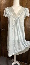 VTG 1980's Light Blue Nylon V-Neck Pretty Cap Sleeves SZ M Nightgown NICE
