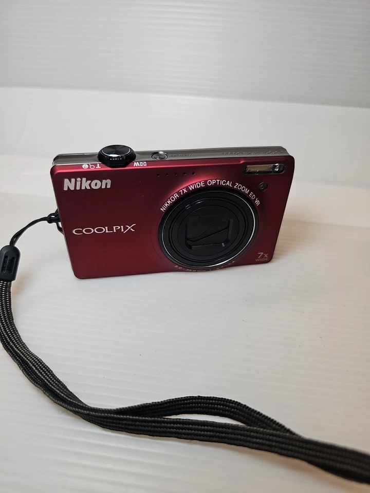 Nikon Coolpix S6000 Red 14.2MP Compact Digital Camera Free Shipping Duty Free - Image 2 of 4