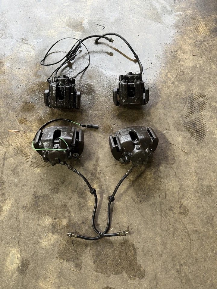 01-06 BMW E46 330ci CONVER TRACCIÓN TRASERA JUEGO DE 4 PINZAS DE FRENO DELANTERAS TRASERAS IZQUIERDA Y DERECHA OEM Foto 2 de 3