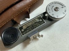 HUGO MEYER POCKET RANGEFINDER SHOE MOUNT FOR VINTAGE CAMERA w/ Case