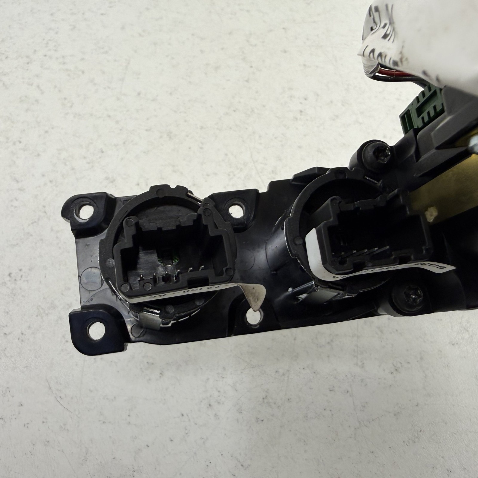 Aston Martin V8 Vantage 2006-2017 Ignition switch