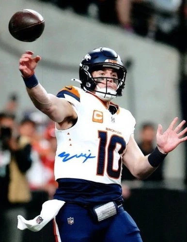 Bo Nix Autographed 8x10 Photo Football Player NFL Denver Broncos COA TTM