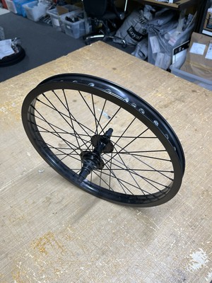Passend für komplettes 20'' Kassettenrad hinten RHD 9T