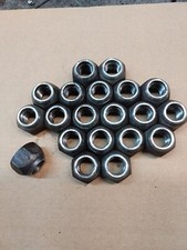 Nissan Almera Tino V10 20x Radmutter Stahlfelgen Kegelbund 