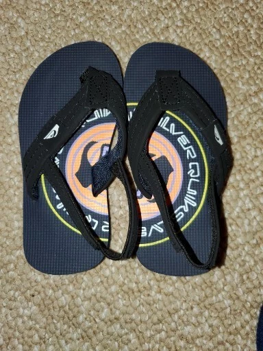 Quicksilver kids flip 2025 flops