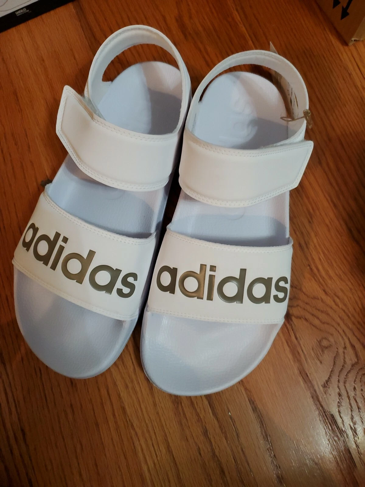 SANDALO ADIDAS DONNA ADILETTE taglia 10 nuovo senza scatola