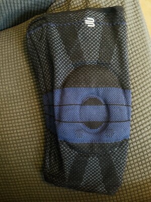 Bauerfeind GenuTrain Size 5 Left Knee Brace XL