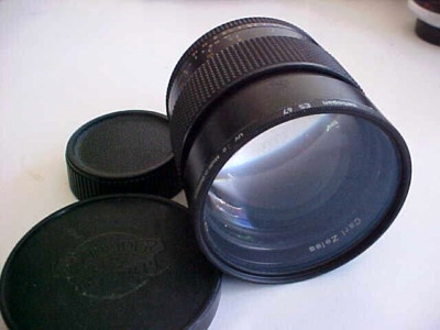 Contax Carl Zeiss 85mm f1.4 lens w Heliopan 67mm UV (bx 33)