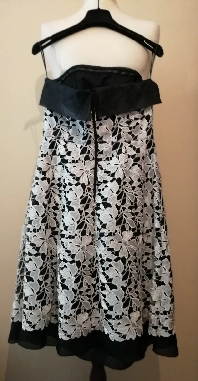 OFF WHITE Maria Grazia Severi abito corto senza spalline bianco sporco nero ITA 42 UK 10 RRP £685