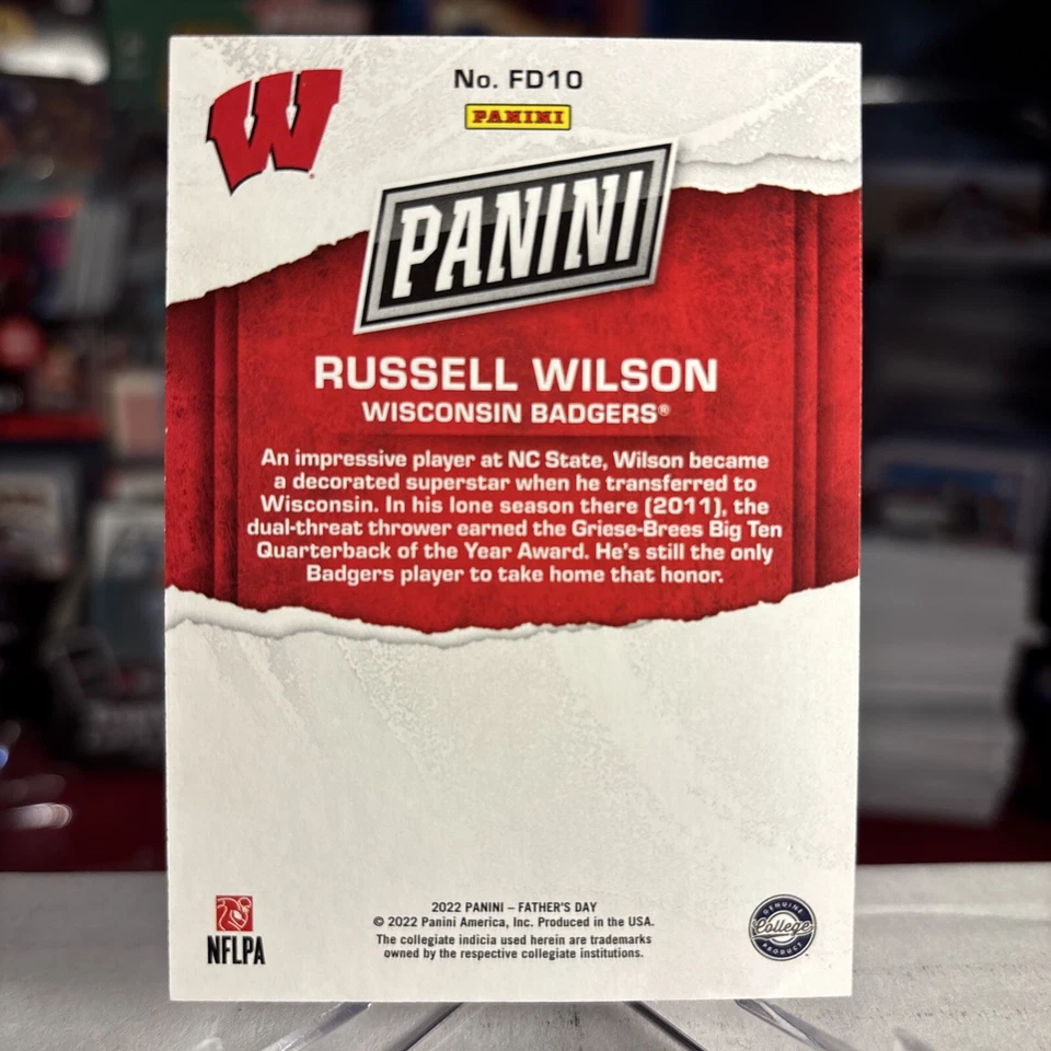 2022 Panini Football Father’s Day Russell Wilson RARE Red SSP /99 ⭐️ MINT - Image 2 of 2