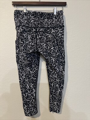 Lululemon SIZE Fast Free Crop II Black Chirasu Black Spotted 19