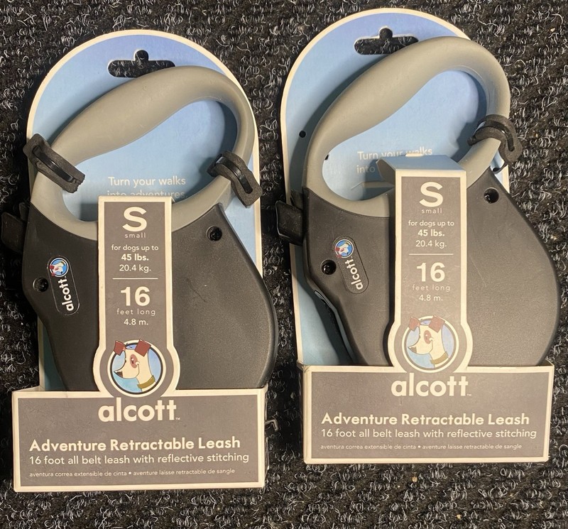 Lot of 2 Alcott Retractable Dog Leashes 16 Ft Small Reflective Pet Walking