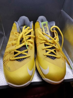 Nike Men's LeBron 10 Low Basketball Sneakers 579765-700  Sonic Yellow  Size 10M