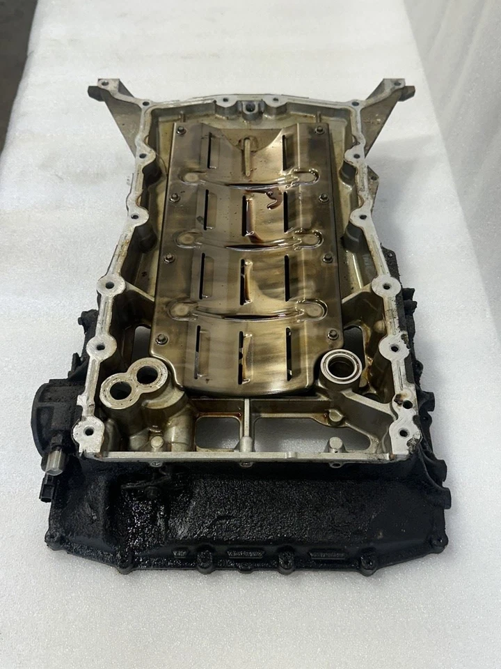 2003 JAGUAR XK8 ENGINE MOTOR OIL PAN UPPER - Image 2 of 4