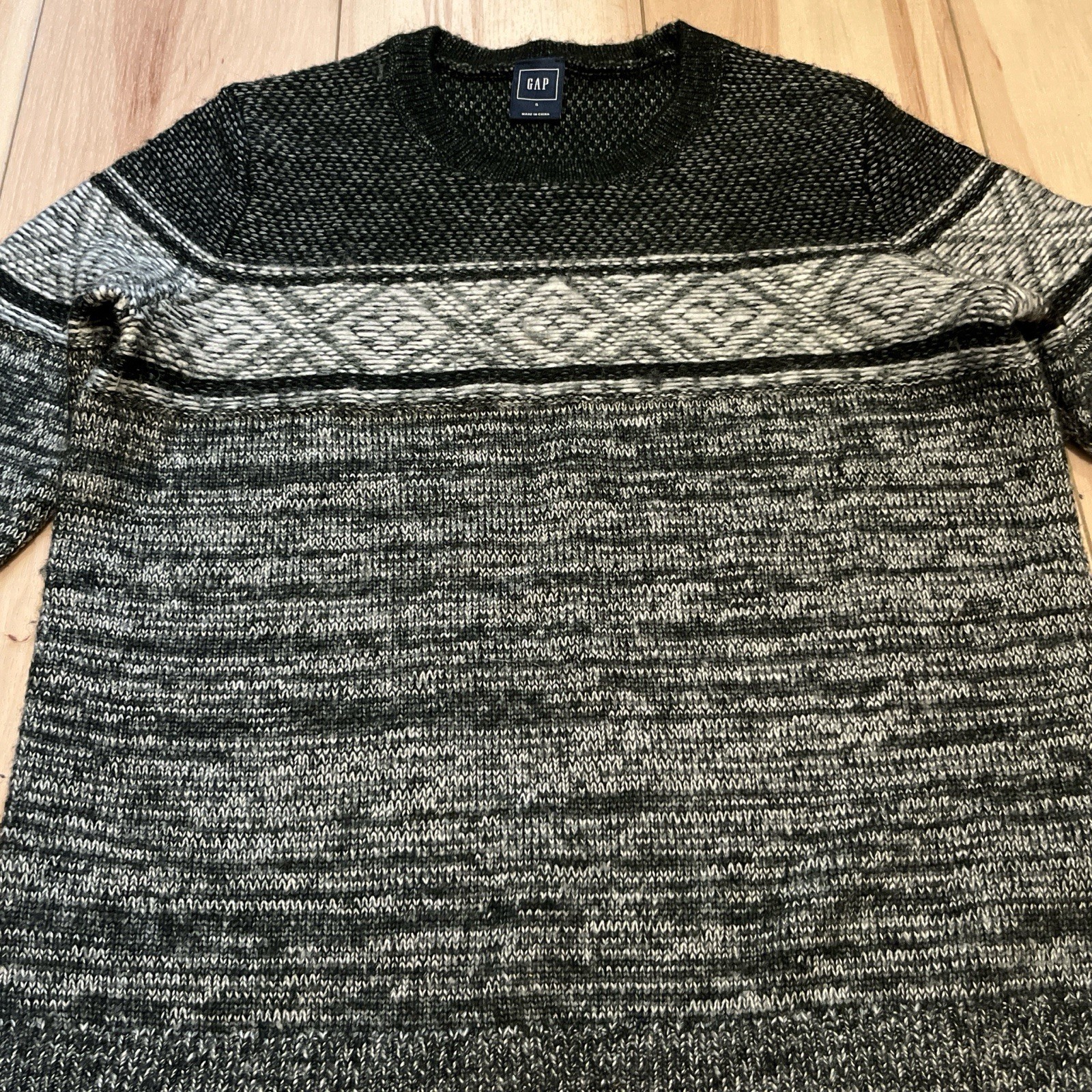 Gap Black/Gray Patterned Pullover Tight-Knit Crew… - image 3