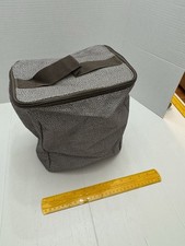 Medium Sized Thirty One Tote With Zipper Storage