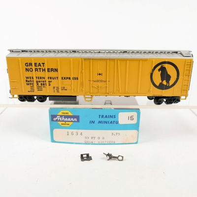 #ad Athearn HO Scale Great Northern WFCX 50#x27; Mechanical Reefer Car Kit Built 1634 $15.99