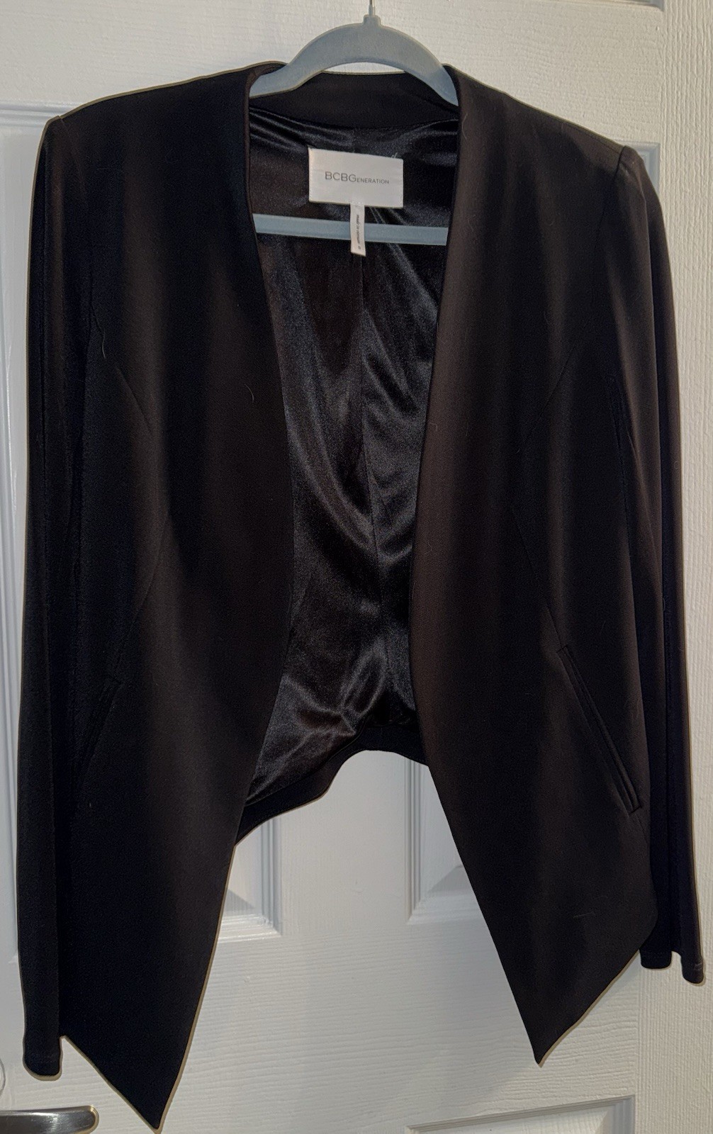 BCBGeneration Black Cropped Open Front Blazer Jac… - image 1