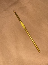 Vintage Used Boye Crochet Hook Metal Gold H/8 - 5.00MM