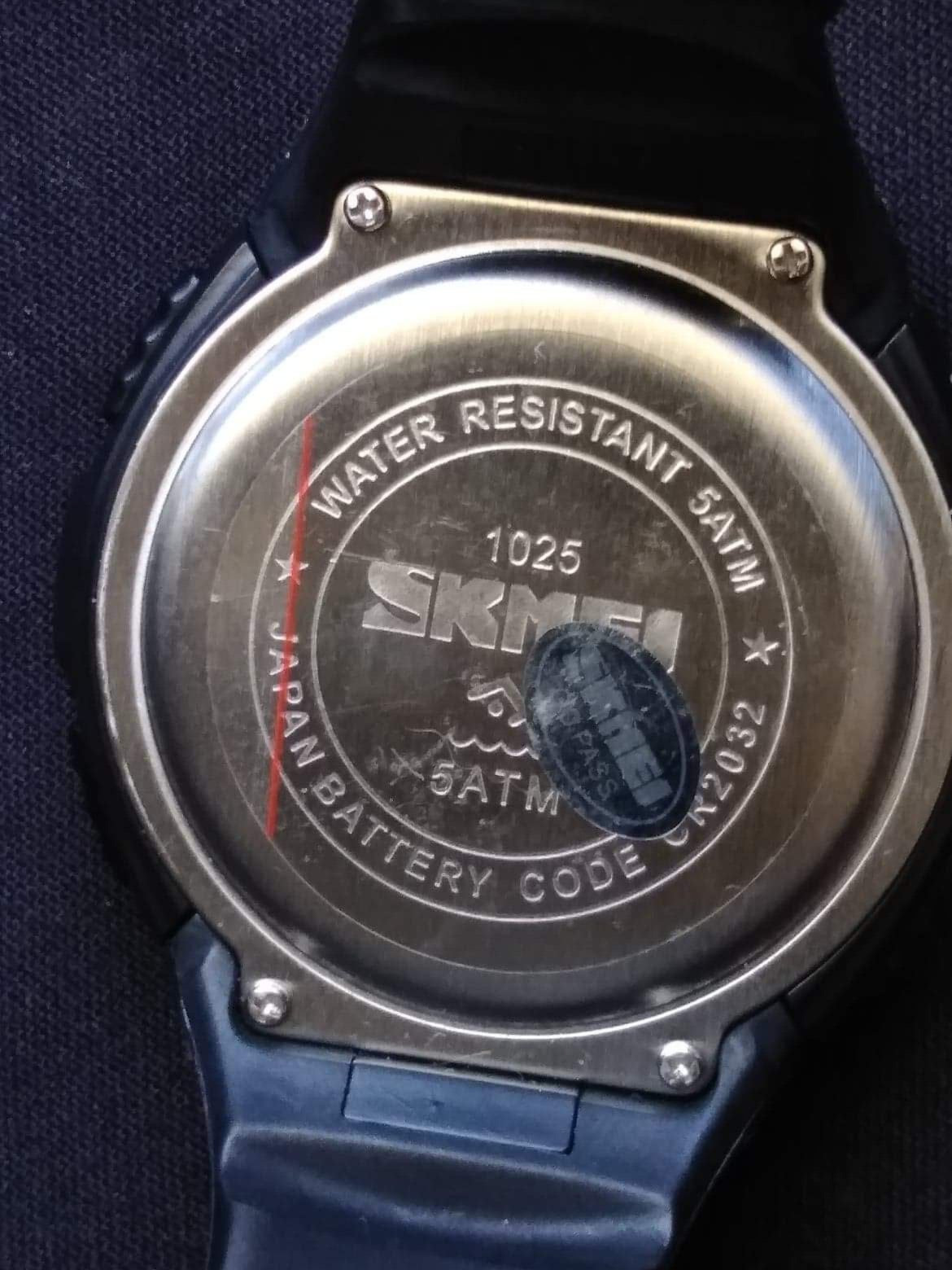 Skmei digital Multifunction watch needs battery - image 4