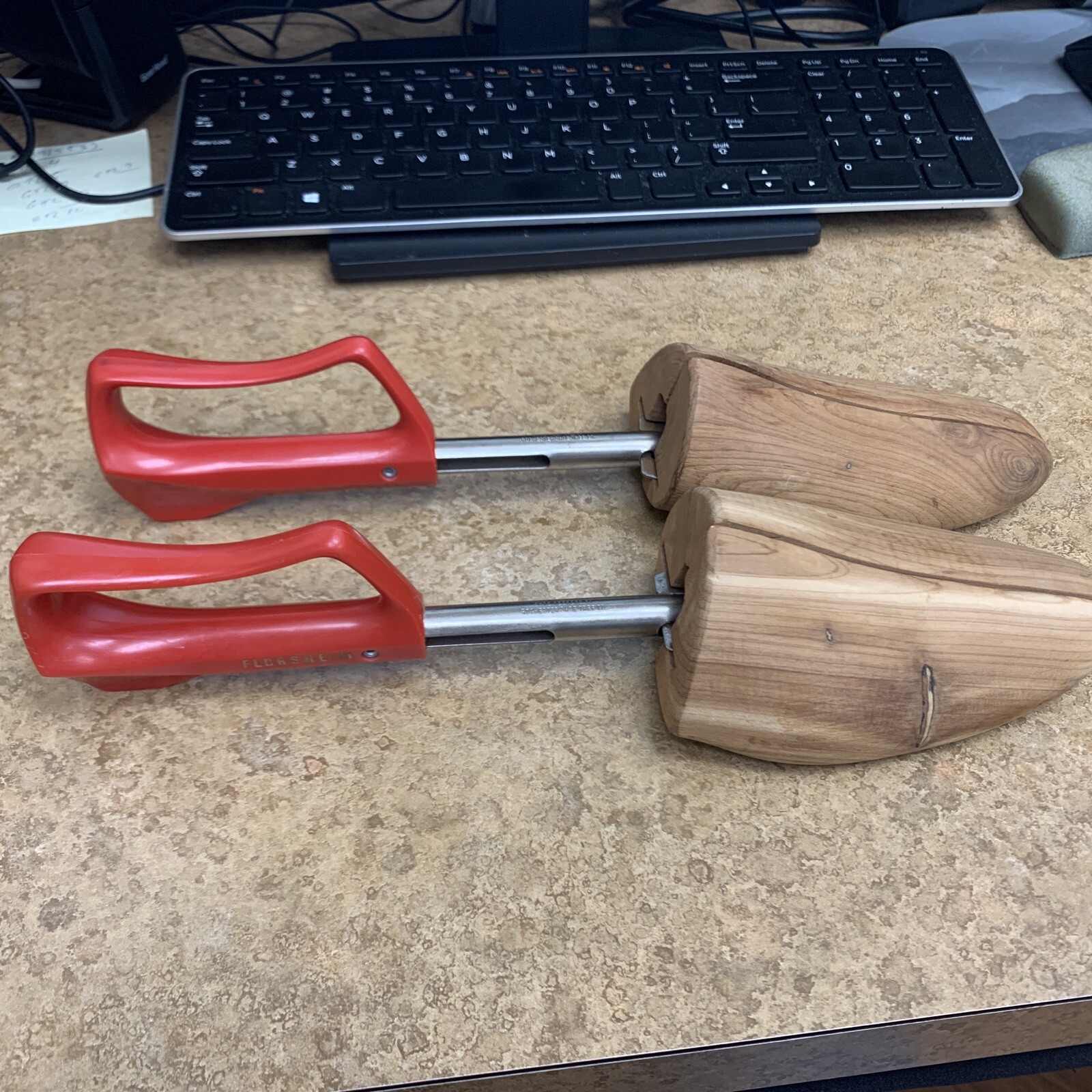 florsheim shoe stretcher