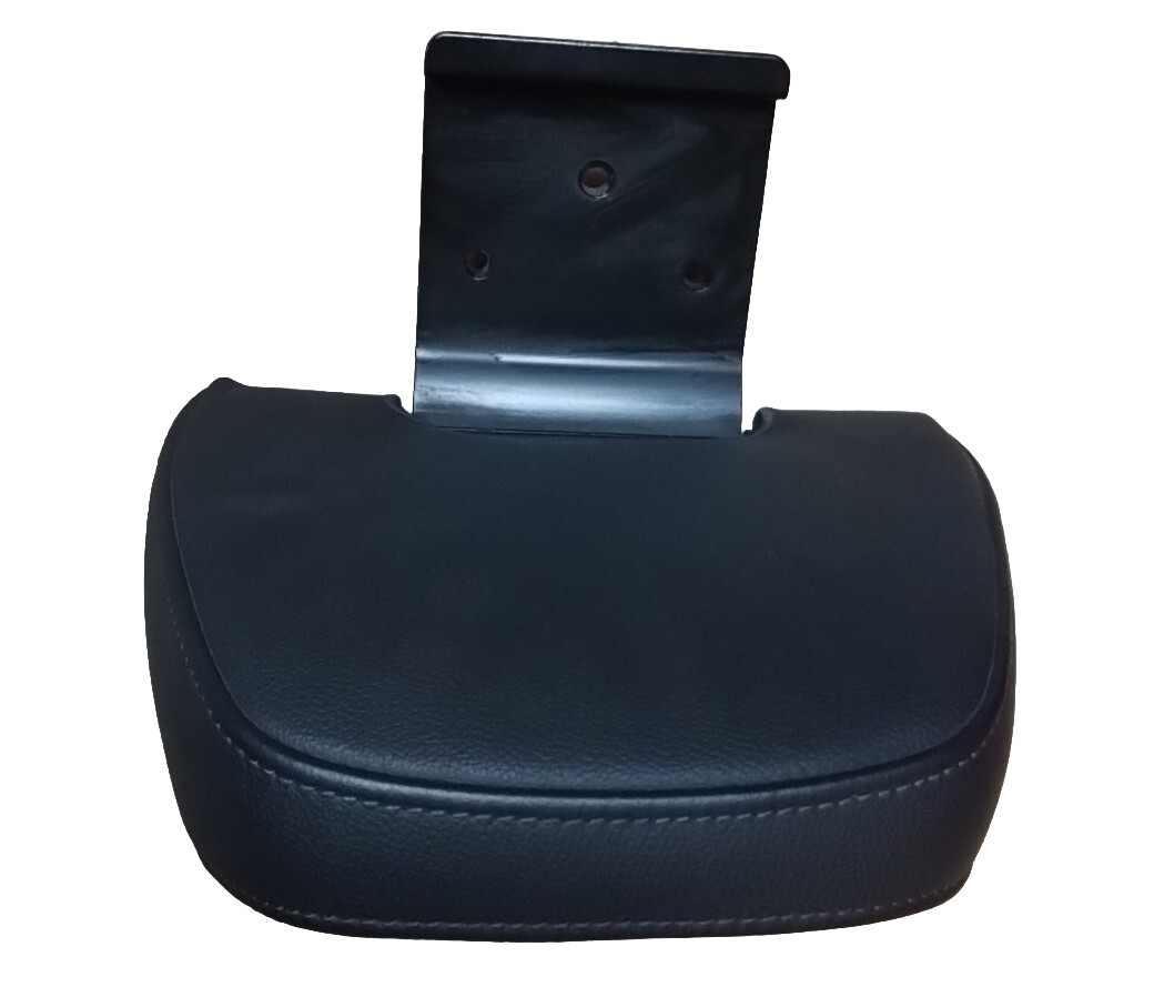 AUDI A5 8T CONVERTIBLE REAR SEAT LEATHER HEADREST FITS LEFT OR RIGHT