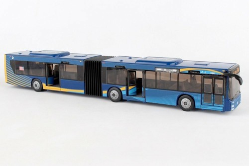 Игрушка автобус мерседес двери открываются