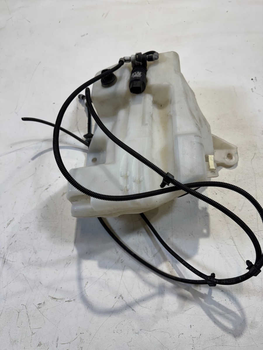 16-19 LINCOLN MKC WINDSHIELD WASHER FLUID RESERVOIR W/PUMP